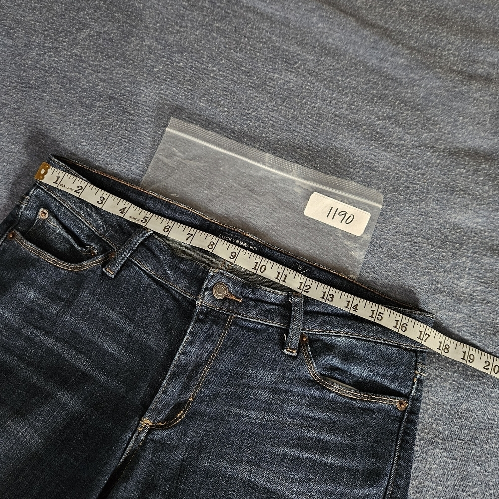 Lucky Brand Mid-rise Straight Leg Blue Denim Jeans Size 12/31 Ankle - Picture 10 of 12